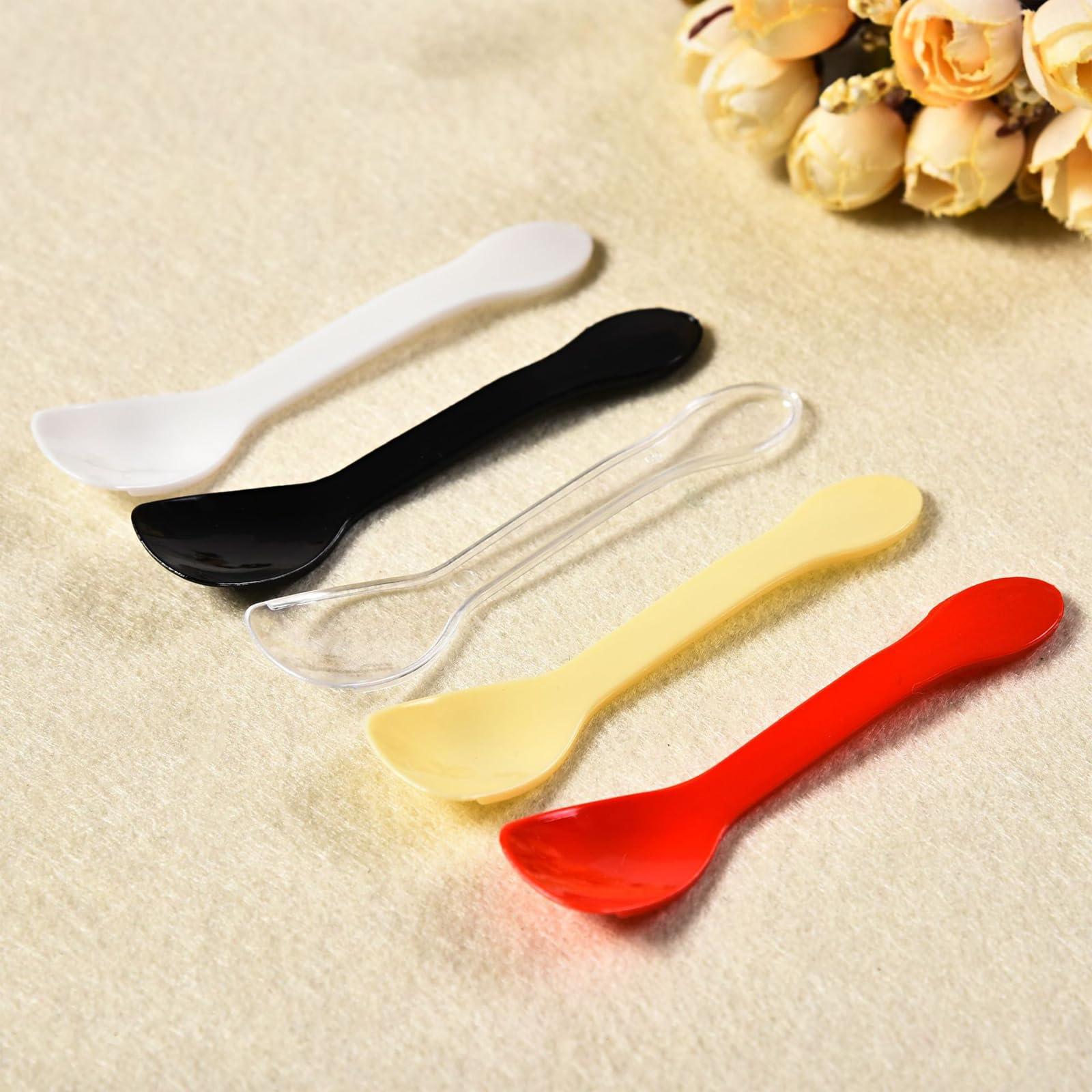 JAMOGOU 100 Pieces Ice Cream Scoops, Independent Packaging Disposable Cake spoon, Plastic Yogurt pudding spoon, Ice cream spoon (Clear)