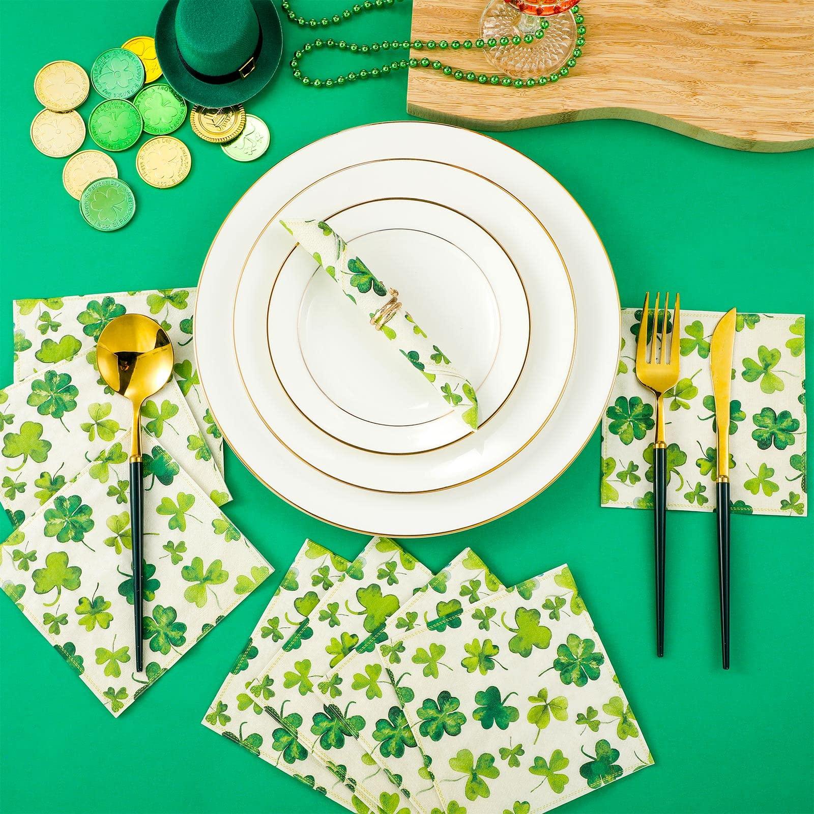 Teling 200 Pcs St. Patrick\'s Day Shamrock Napkins Green Cocktail Napkins Shamrock Beverage Paper Napkin Disposable Dinner Napkins Cocktail Napkin for Irish Kitchen Restaurant Parties Dinners (Delicate)