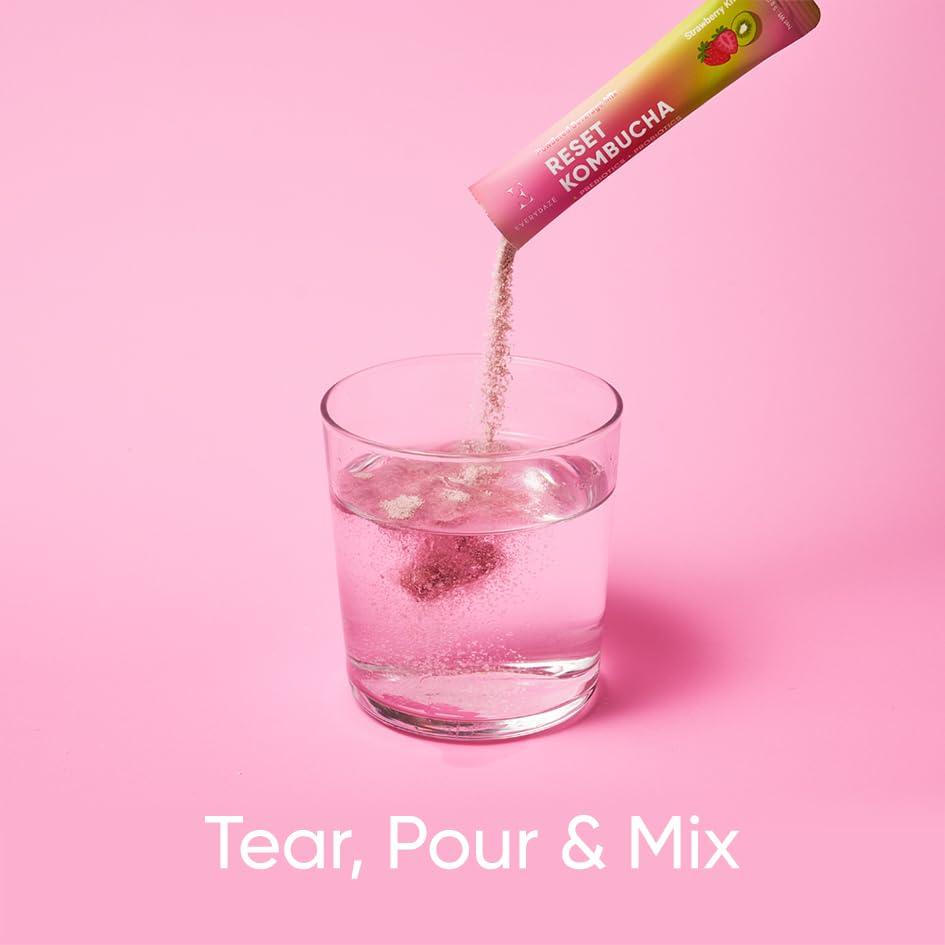 E EVERYDAZE Everydaze Reset Kombucha Tea Powdered Beverage Mix | 10 Sticks | Prebiotics + Probiotics | Vegan | No Added Sugar, Gluten Free, Sparkling Powder Drink Pack (Strawberry Kiwi)