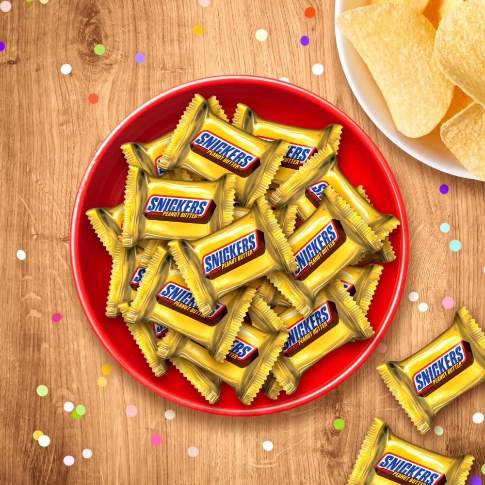 Snickers SNICKERS Crunchy Peanut Butter Squared Fun Size Halloween Chocolate Candy Bars, 11.5oz