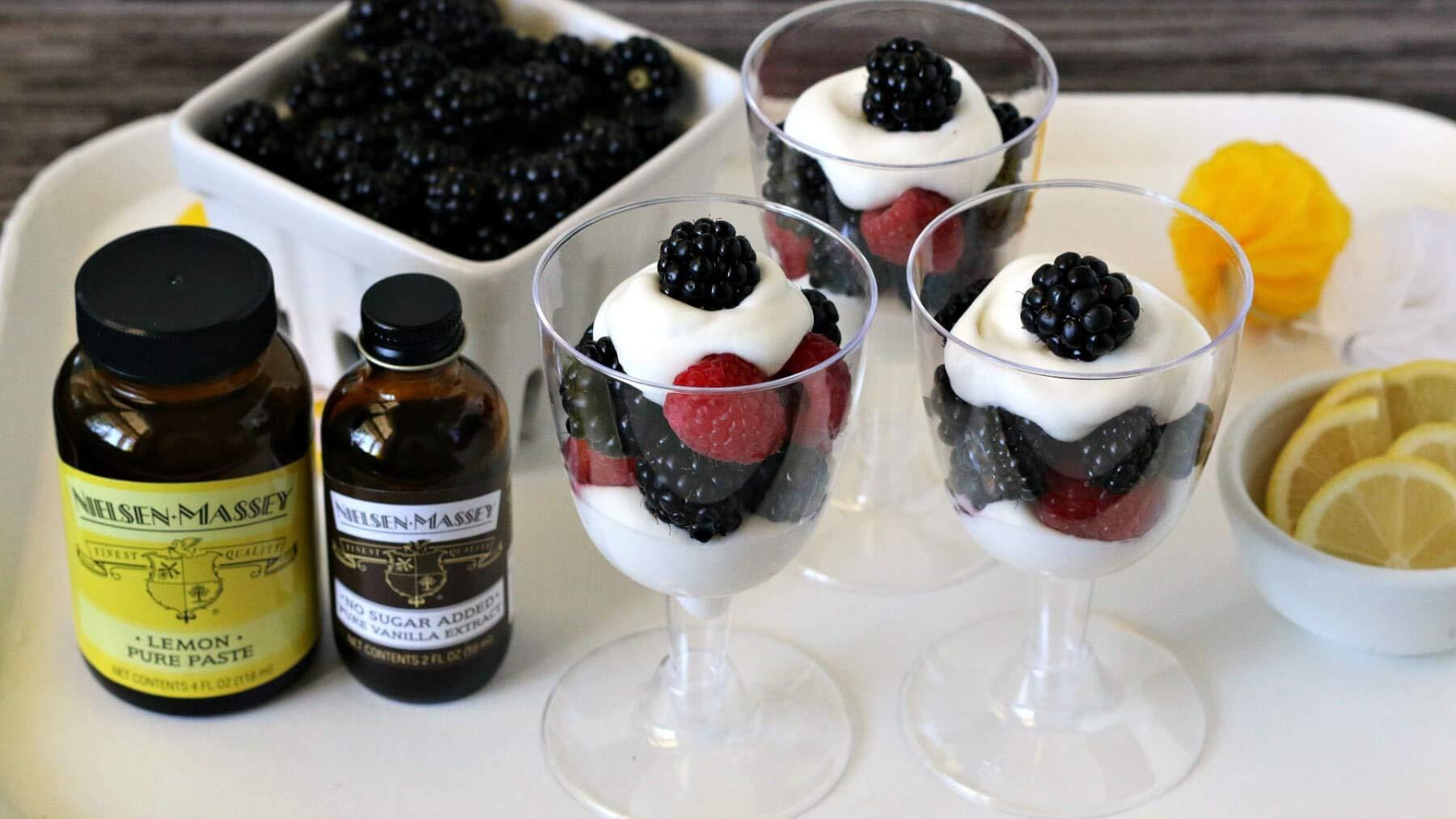 Nielsen-Massey Nielsen-Massey No Sugar Added Pure Vanilla Extract for Baking and Cooking, 32 Ounce Bottle