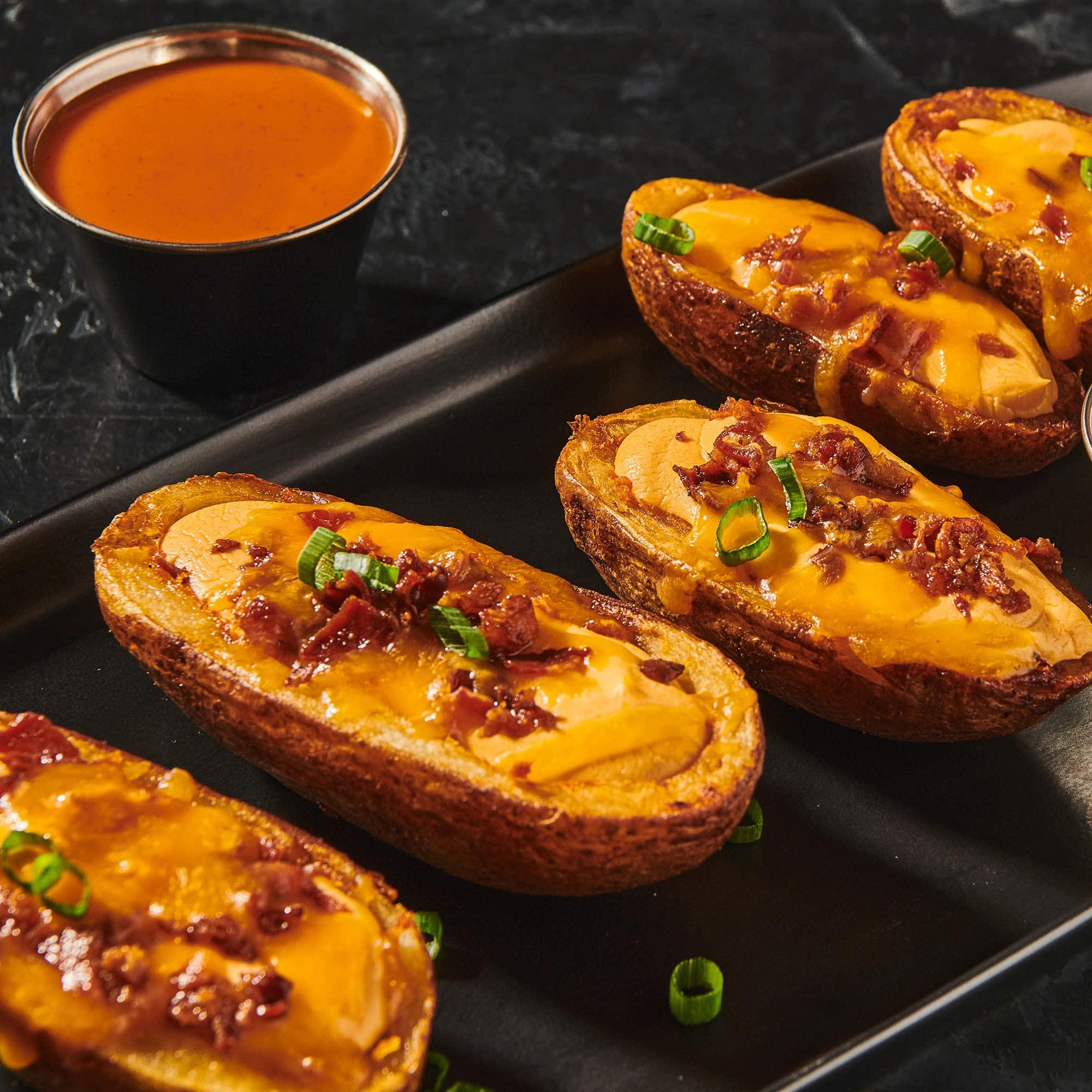 Frank\'s RedHot Frank\'s RedHot Mild Buffalo Wings Sauce, 1 gal - 1 Gallon Bulk Container of Mild Buffalo Hot Sauce with a Balanced Flavor Perfect for Wings, Dressings, Dips and More