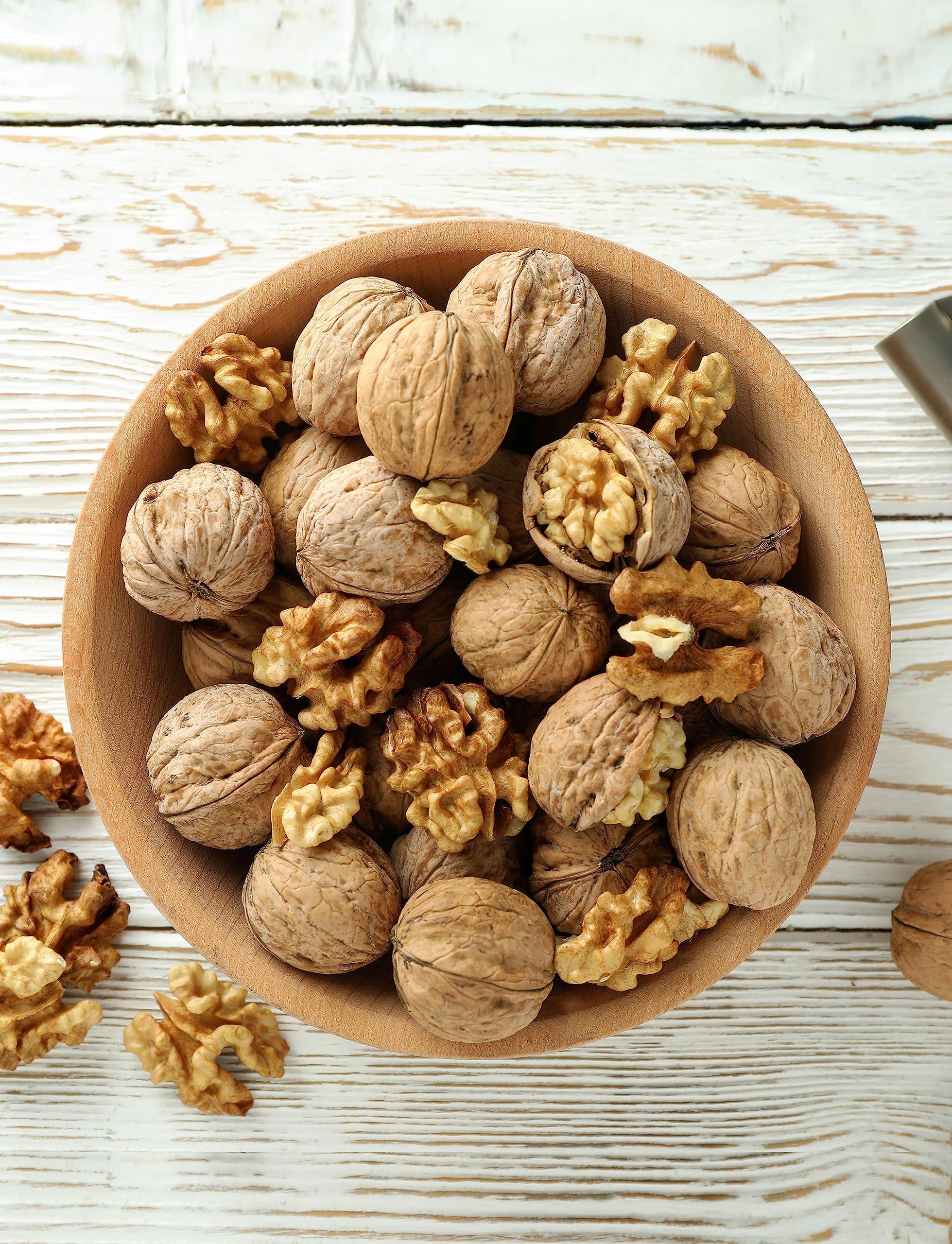 Anna and Sarah Anna and Sarah Walnuts in Shell, Jumbo, Fresh, Buttery Taste, Easy to Crack, California Chandler, Natural Shells, Not Bleached in Box (9 Lbs)