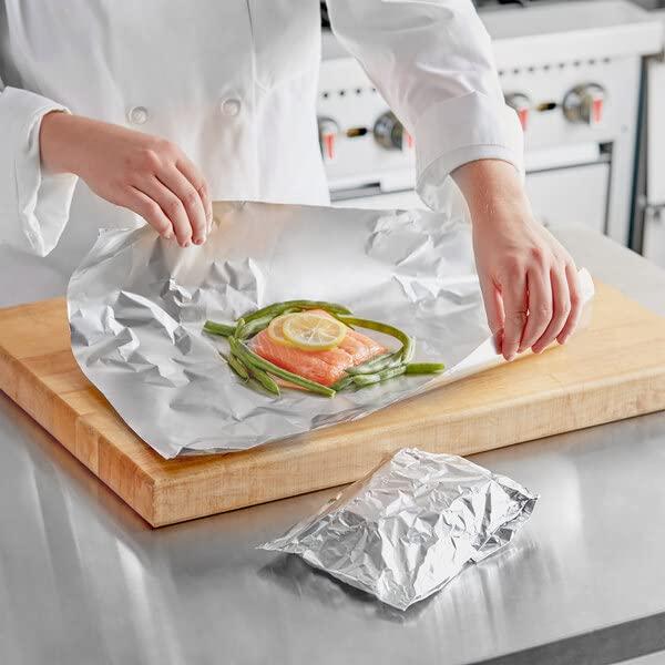 Generic Generic Food Service Heavy Duty Aluminum Foil Roll (18\"\" x 500\'), Silver