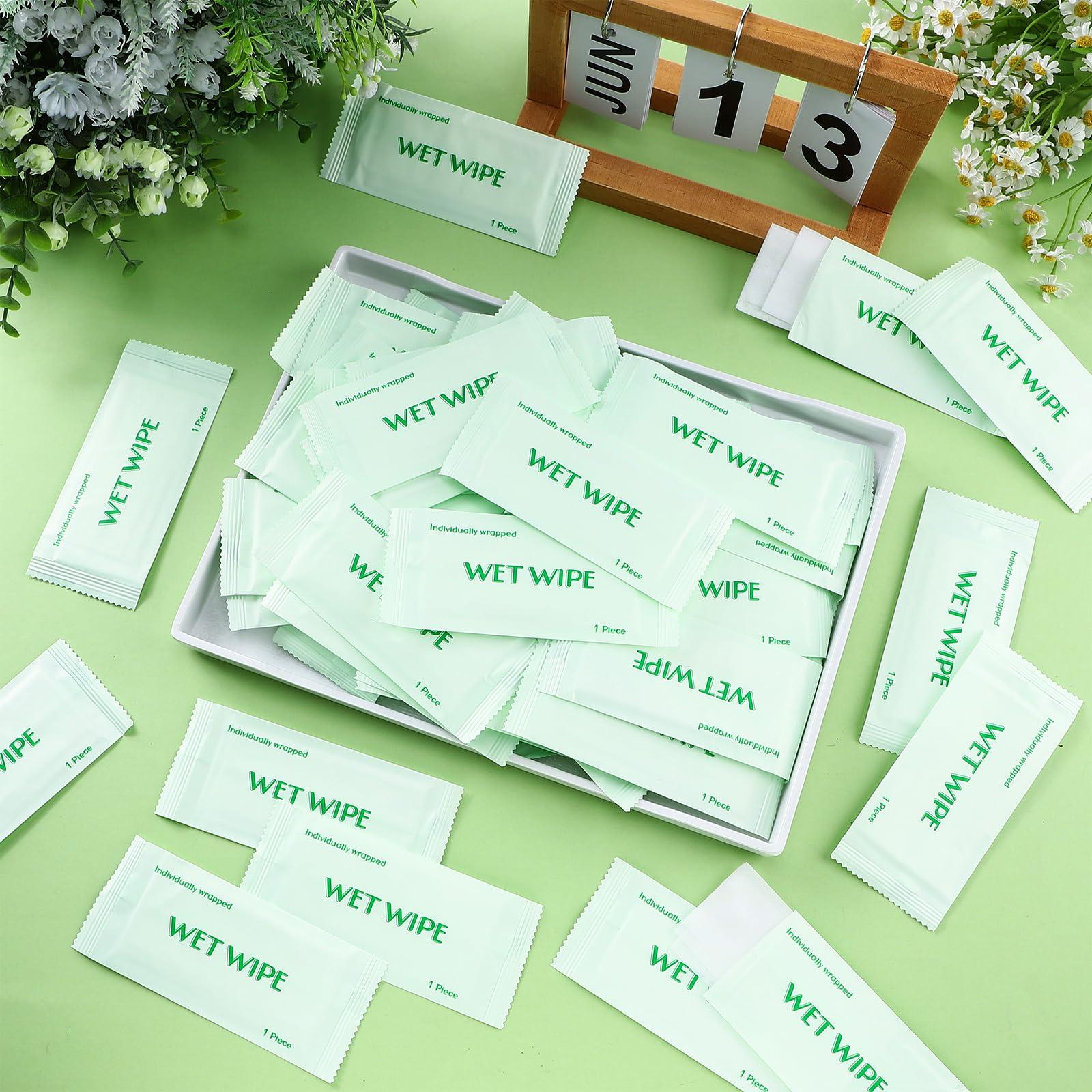 Timgle Timgle 300 Pack Individually Wrapped Wet Wipes Bulk Travel Size Unscented Hand Wipes Packets, Wet Napkins Clean Hands Quickly for Travel Homeless Restaurant Barbecue Wedding(Green)