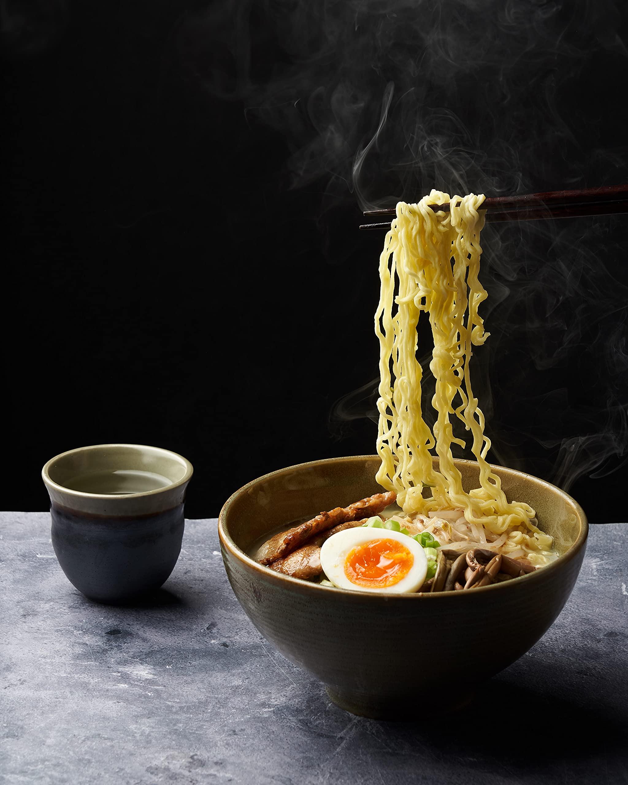 Nongshim Nongshim Tonkotsu Kuromayu Ramen with Kuromayu Black Garlic Oil, 6 Paper Bowls, Rich Pork Broth, Premium Ramen Noodles Soup Mix (Pack of 2)
