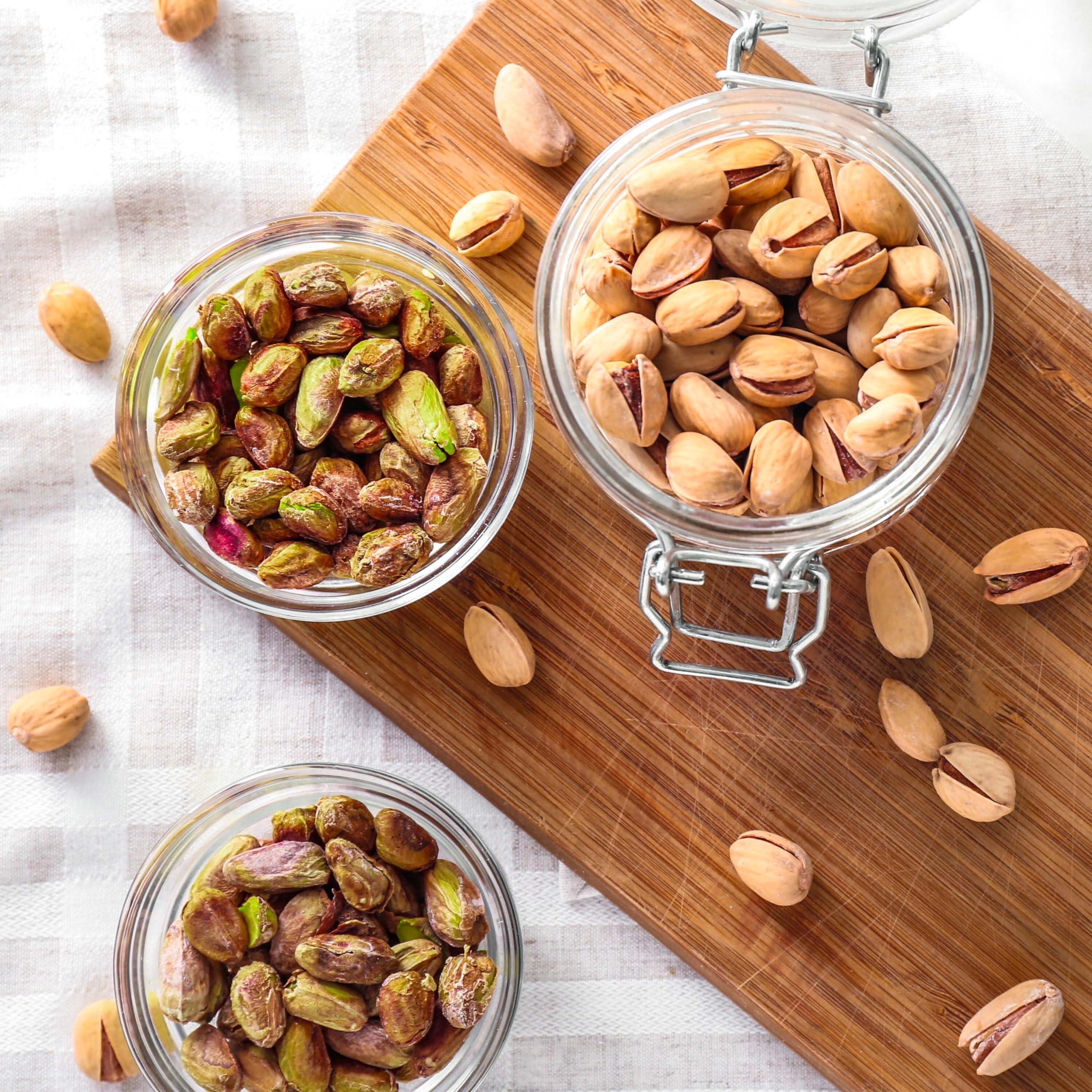 Wellsley Farms Wellsley Farms Whole Fancy Salted Roasted Whole Cashews, 42 Oz