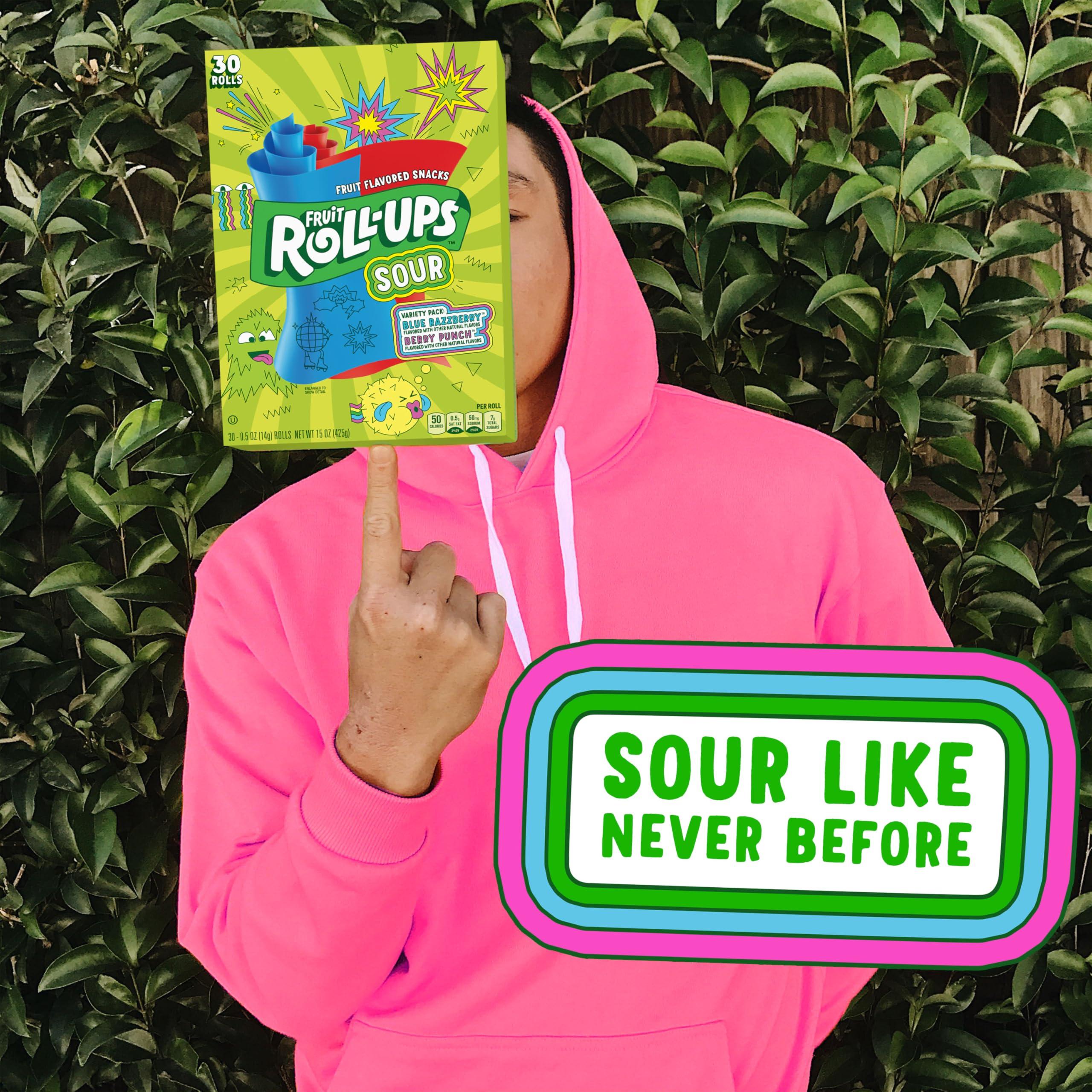 Betty Crocker Fruit Roll-Ups Sour Fruit Flavored Snacks, Blue Razzberry & Berry Punch Flavors, Variety Pack, 15 oz (30 Count)