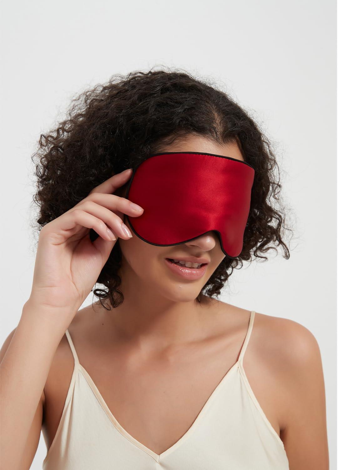 ALASKA BEAR ALASKA BEAR Natural Silk Sleep Mask & Blindfold, Super-Smooth Eye Mask, Stays On All Night, 2 Thin Ear Loops Adjustable (Red)