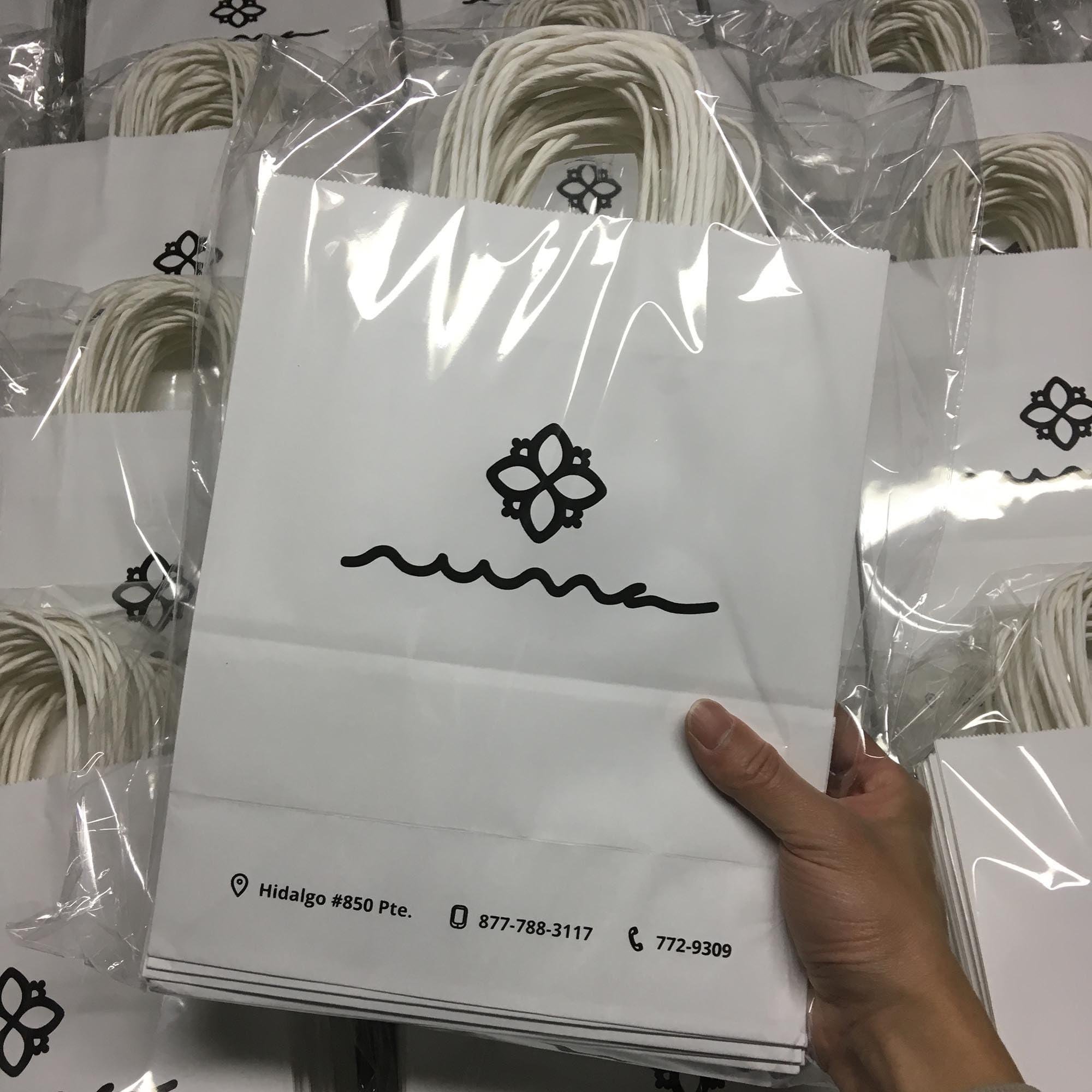 SOUTH GIANT Custom Printed Kraft Paper Bags for Small Business, 10.5x8.5x4.25 inch Medium Size, Personalized Retail Gift Bags with Logo, White Shopping Paper bag with Handle, Goodie Bags (50pcs - White)